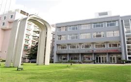 上海对外经贸大学校景