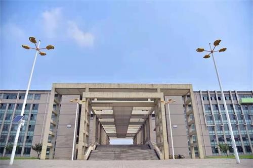 河北科技大学校园风景图05